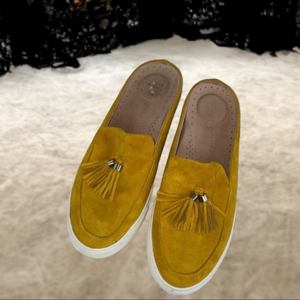 Gentle Souls Rory Marigold Suede Tassel Mule Loafers Size 9